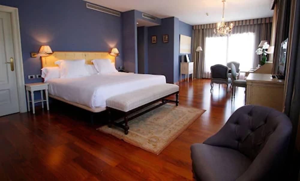 Hotel Blancafort Spa Termal ลา การ์ริกา ภายนอก รูปภาพ